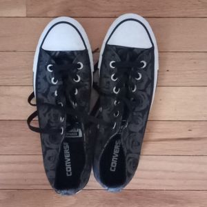 NEW Converse low cut black with grey roses sz.9